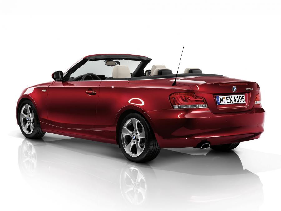  BMW 123d Convertible 2011 года  (фото 10 из 10)
